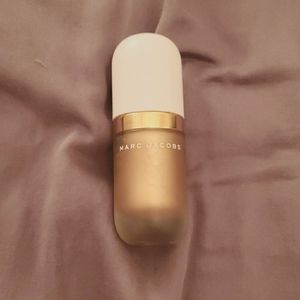 Marc jacob rose gold higligther